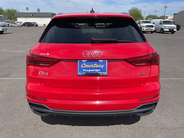 2023 Audi Q3 S line Premium Plus photo 3