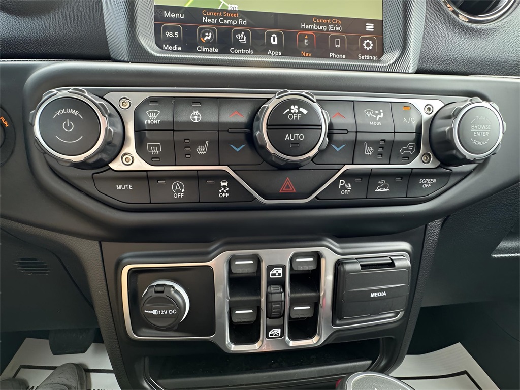 2021 Jeep Wrangler Unlimited Sahara High Altitude photo 15