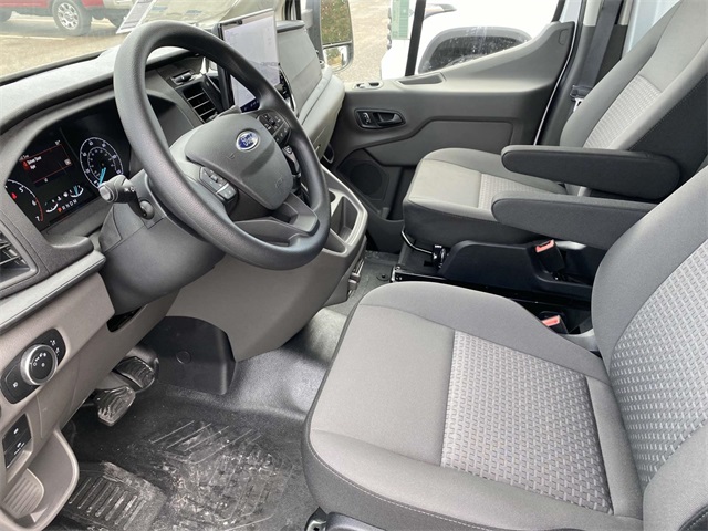2024 Ford Transit photo 8