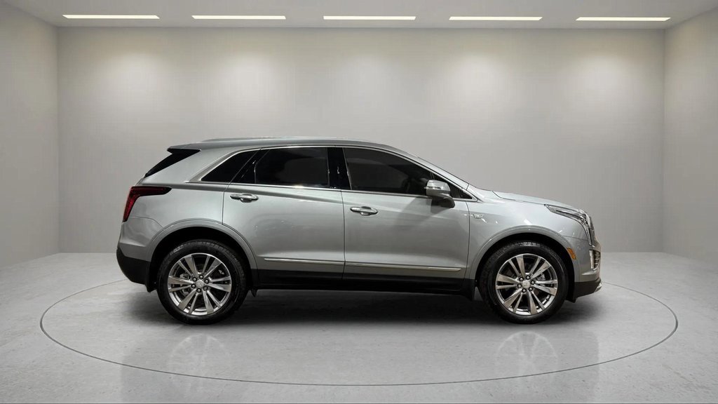 2025 Cadillac XT5 Premium Luxury photo 4