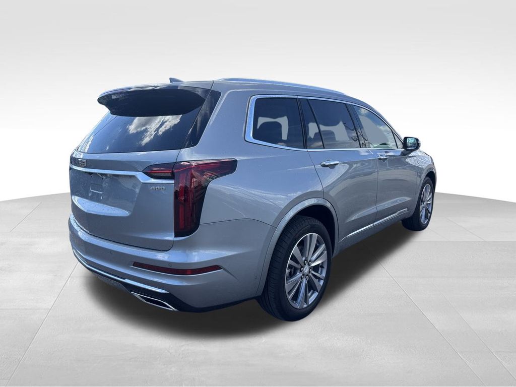 2025 Cadillac XT6 Premium Luxury photo 4
