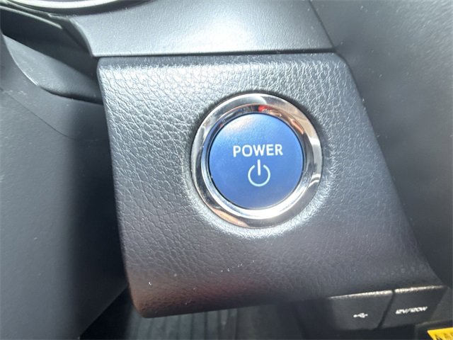 2024 Toyota Camry Hybrid XSE photo 8