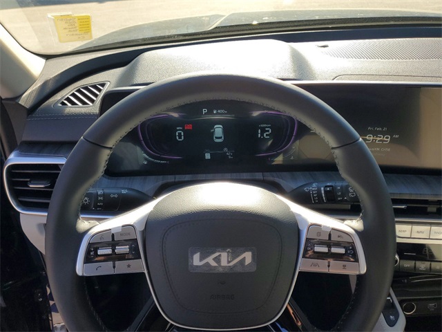 2025 Kia Telluride EX photo 13