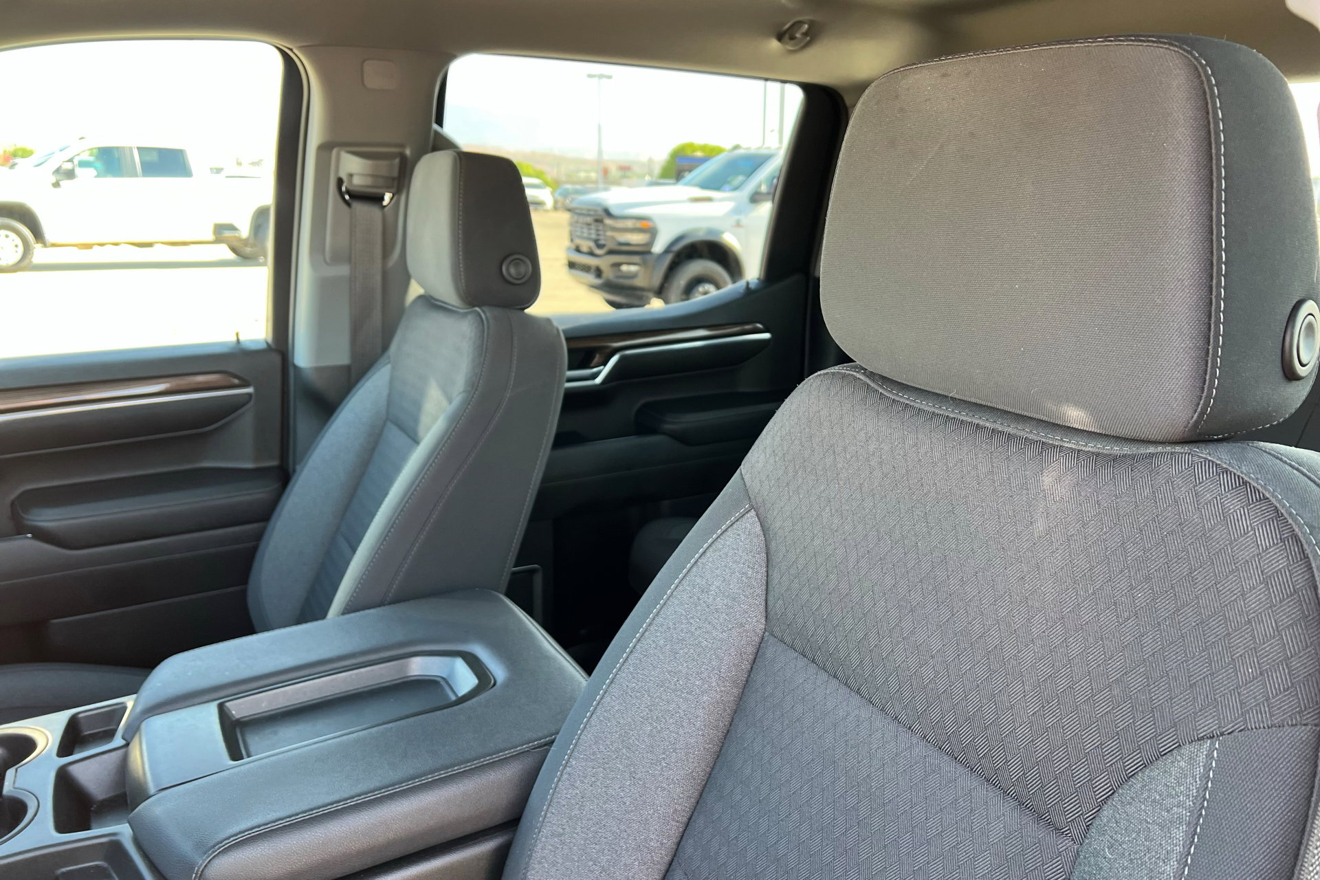 2022 Chevrolet Silverado 1500 LT photo 15
