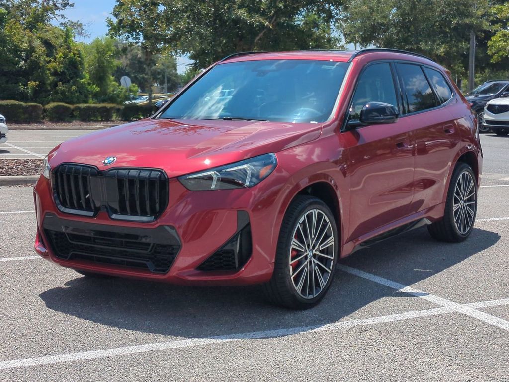 2026 BMW X1 28i's photo