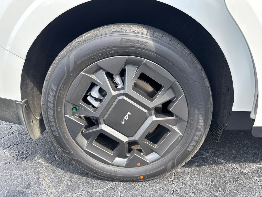 2026 Kia Carnival SX photo 17