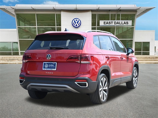 2024 Volkswagen Taos SE photo 3