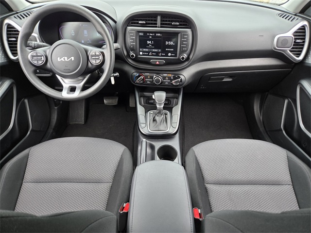 2024 Kia Soul LX photo 11