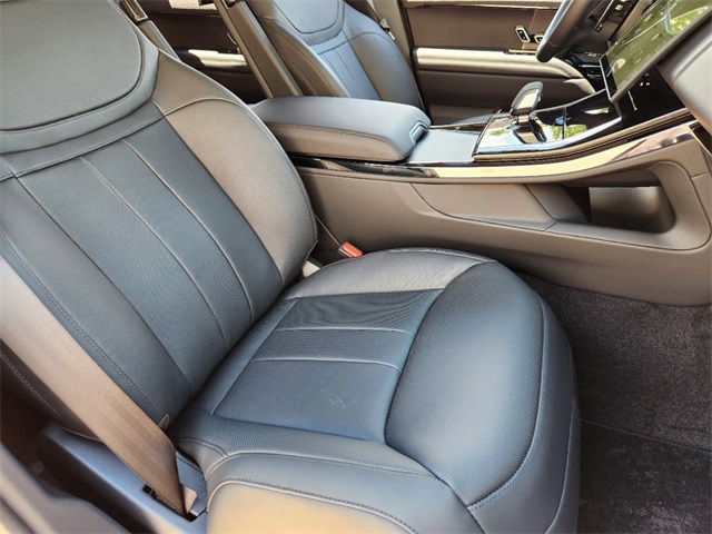 2024 Land Rover Range Rover Sport SE photo 12