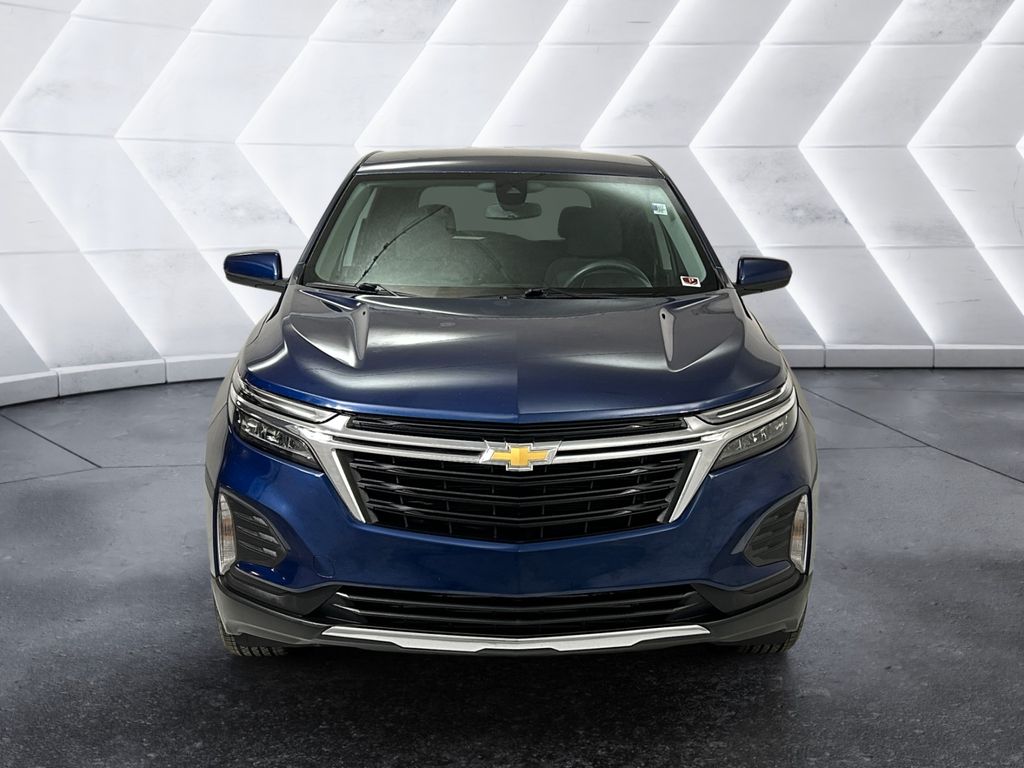 2022 Chevrolet Equinox LT photo 2