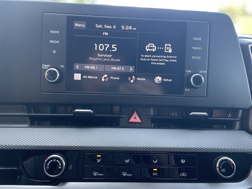 2024 Kia Sportage LX photo 14