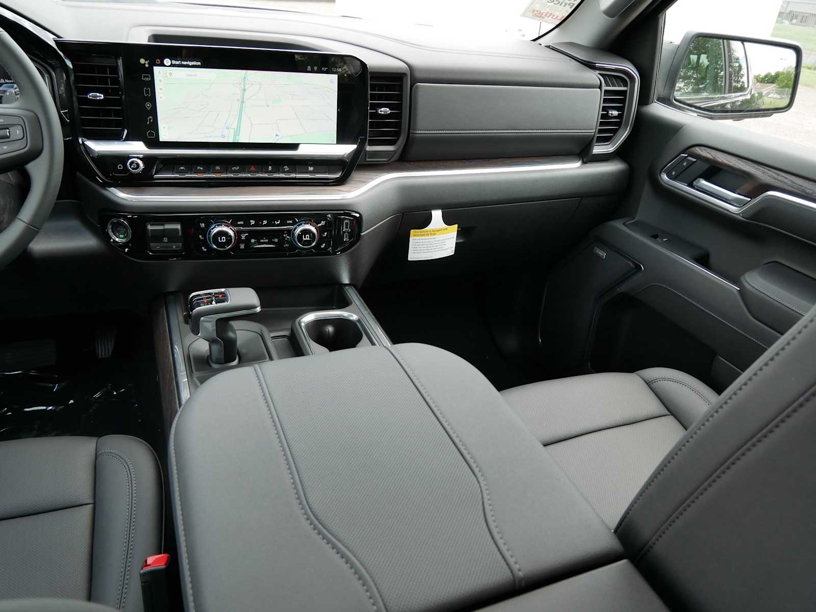 2025 Gmc Sierra SLT photo 15