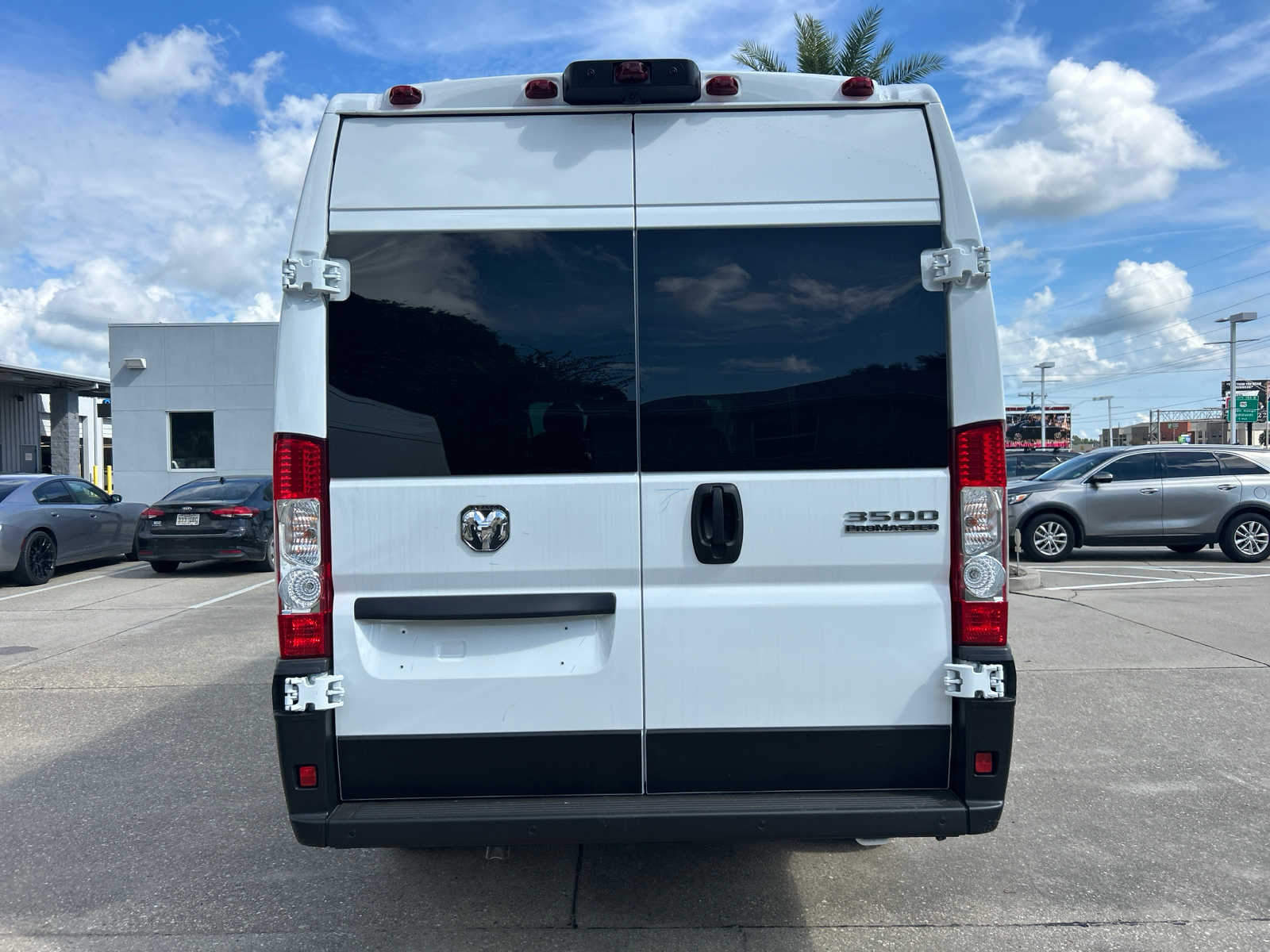 2025 Ram ProMaster 3500 photo 3