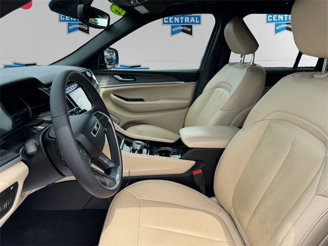 2022 Jeep Cherokee Limited 4xe photo 8