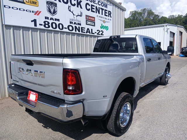 2026 Ram 3500 Big Horn photo 3
