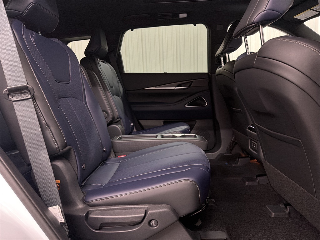 2026 Infiniti QX60 AWD photo 33