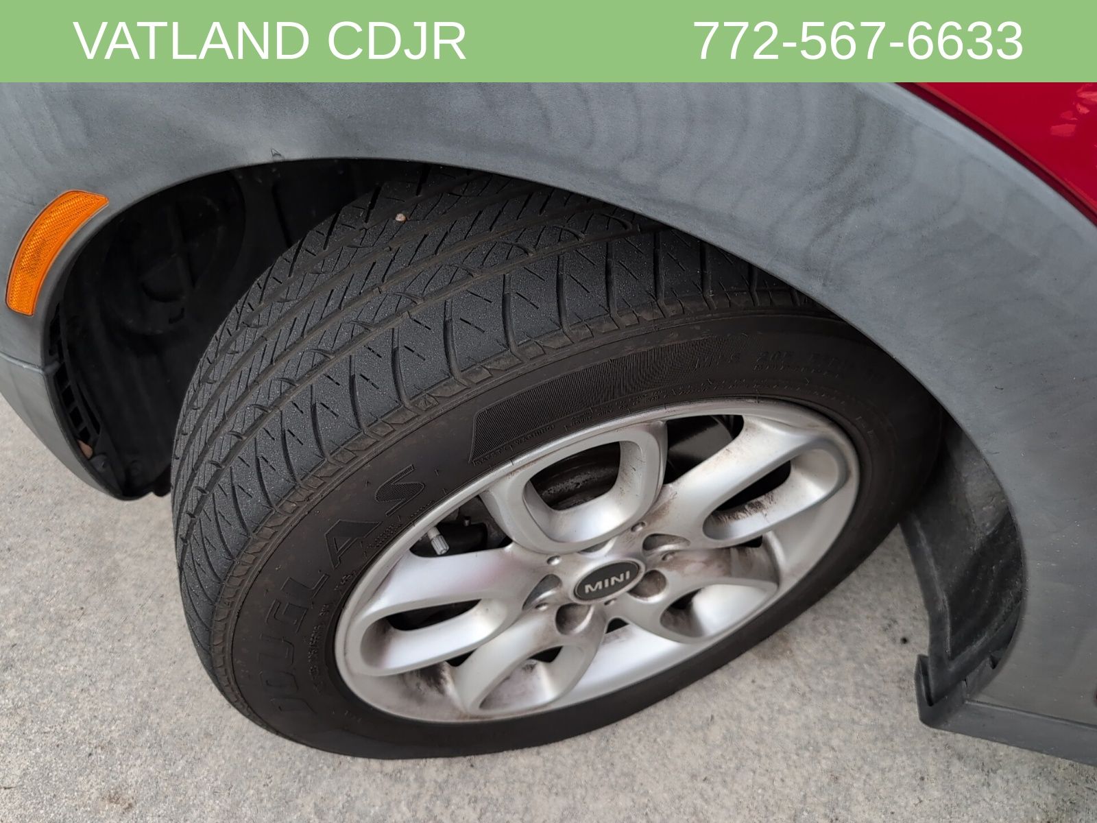 2016 Mini Clubman Base photo 34