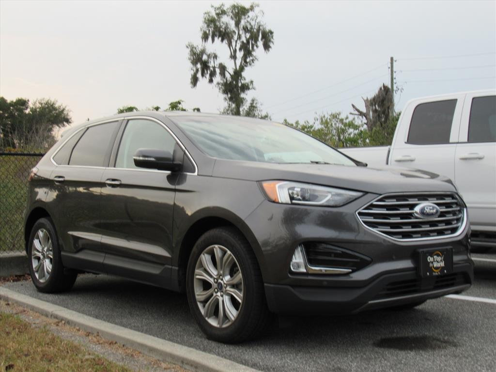 2020 Ford Edge Titanium's photo