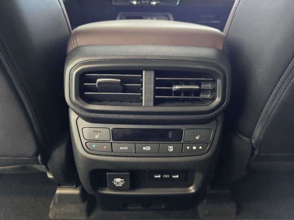 2025 Honda Pilot Elite photo 23