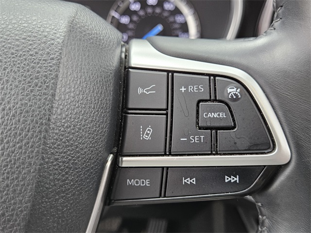 2022 Toyota Highlander Hybrid XLE photo 24
