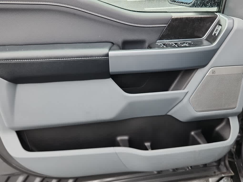 2022 Ford F-150 XLT photo 9