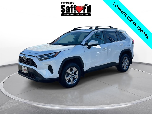 2023 Toyota RAV4 XLE's photo
