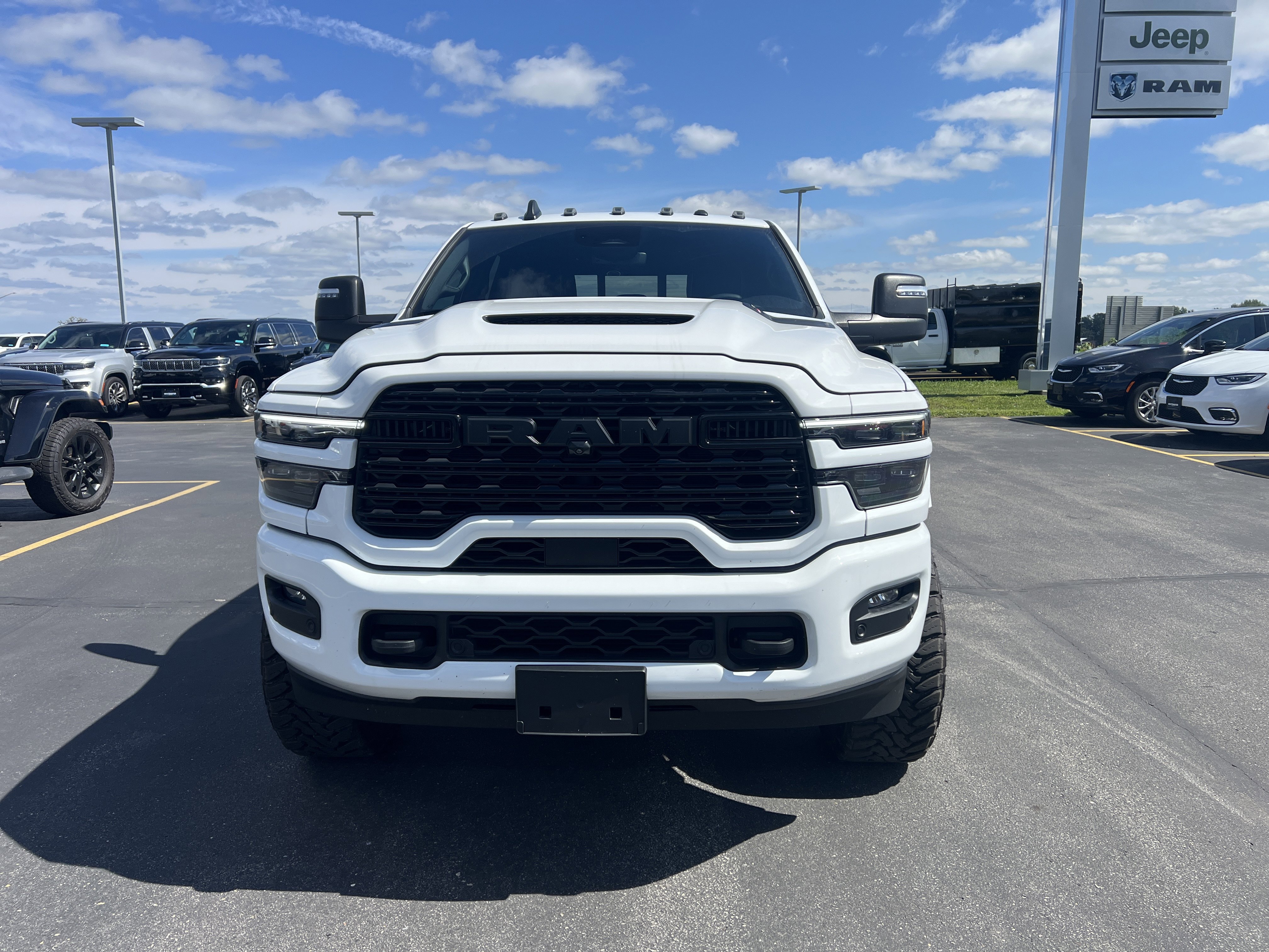 Used 2025 RAM Ram 3500 Pickup Limited with VIN 3C63R3PL8SG505889 for sale in Burnsville, Minnesota