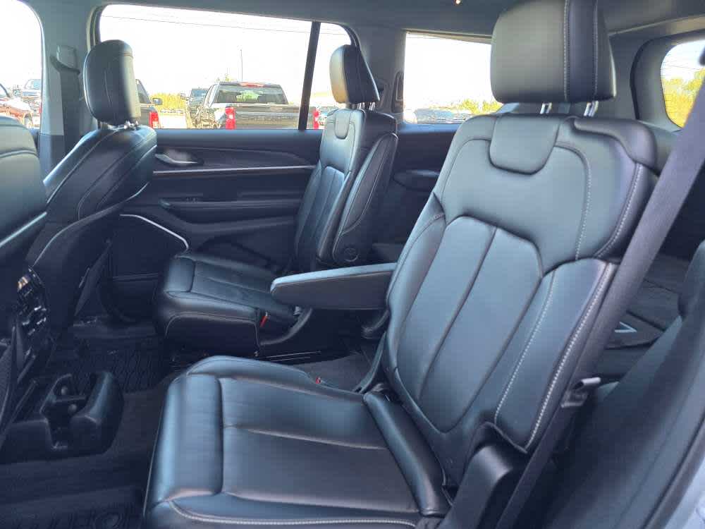 2021 Jeep Grand Cherokee Limited photo 12