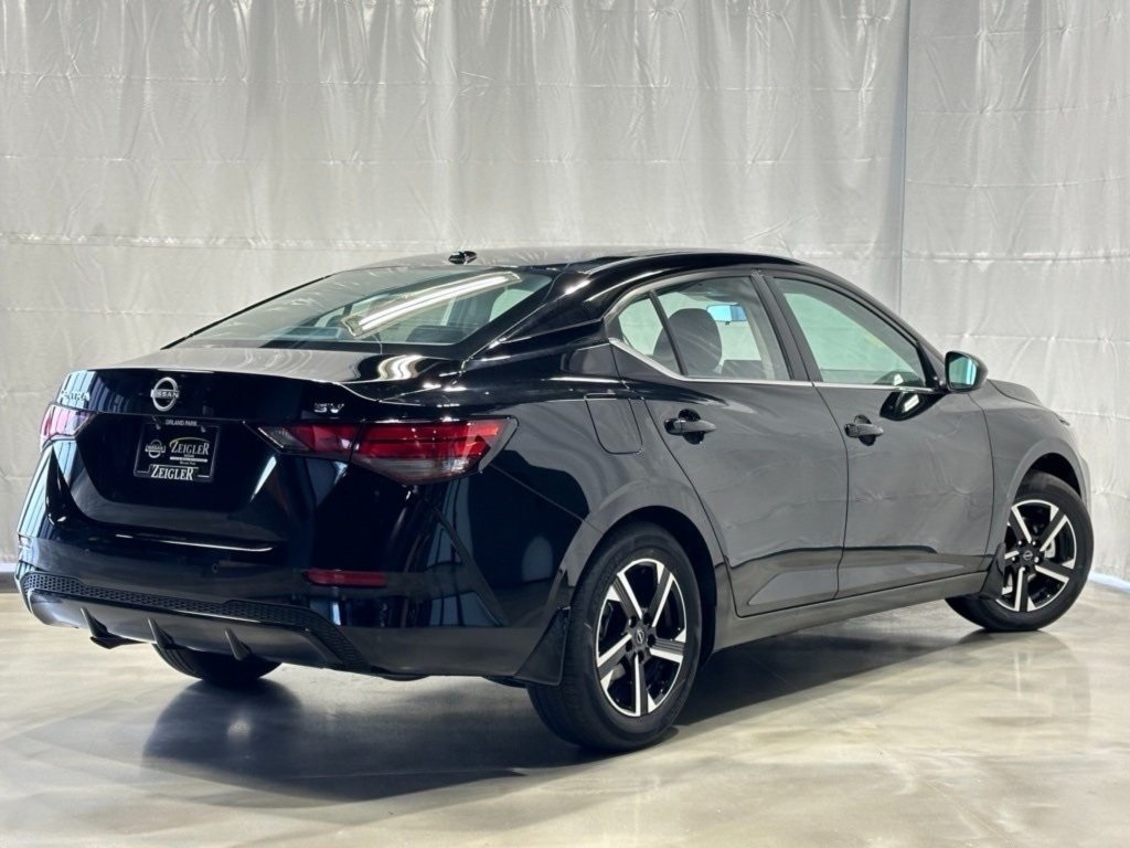 2025 Nissan Sentra SV photo 10