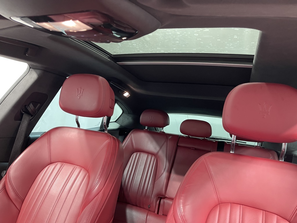 2022 Maserati Levante GT photo 9