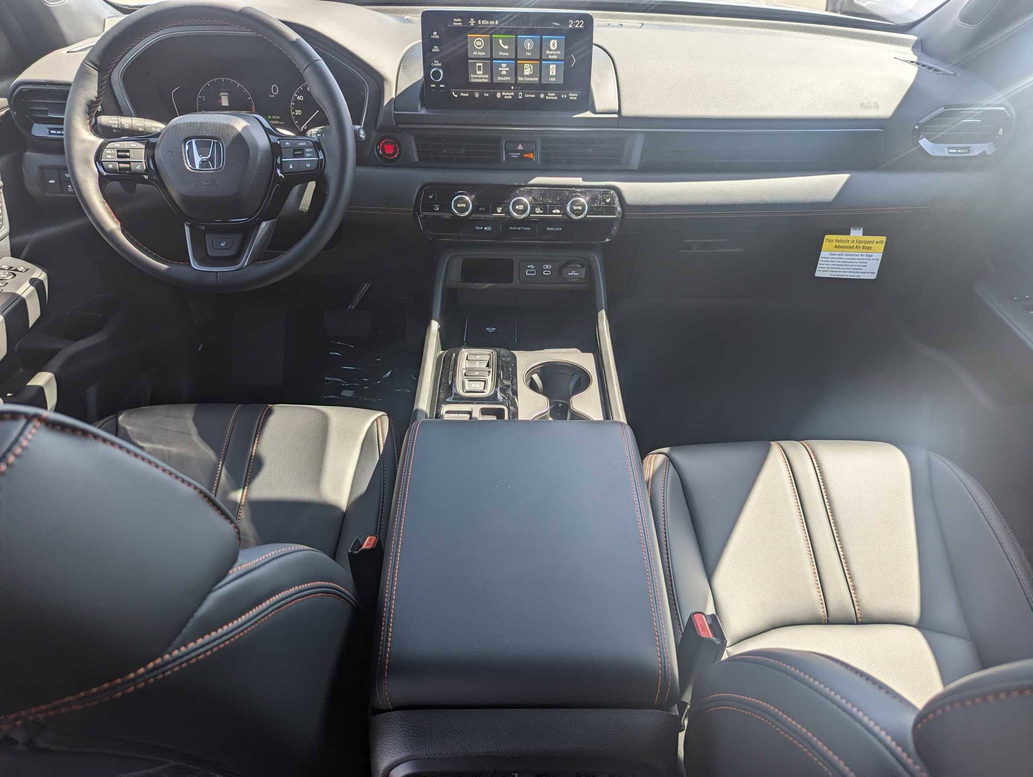 2025 Honda Pilot TrailSport photo 14