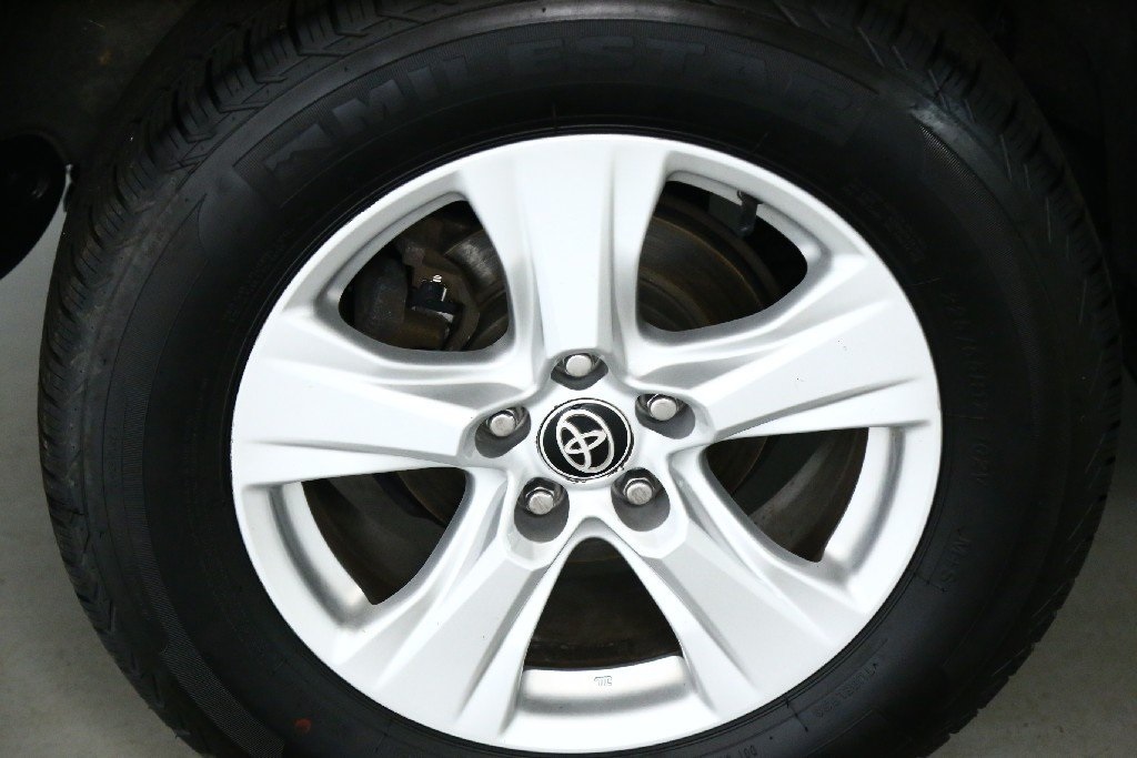 2021 Toyota RAV4 XLE photo 11