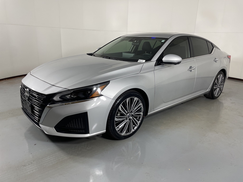 2023 Nissan Altima 2.5 SL photo 3