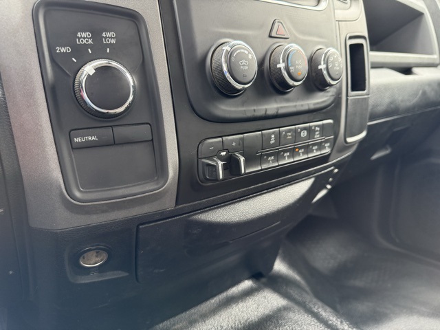2018 Ram 3500 Tradesman photo 26