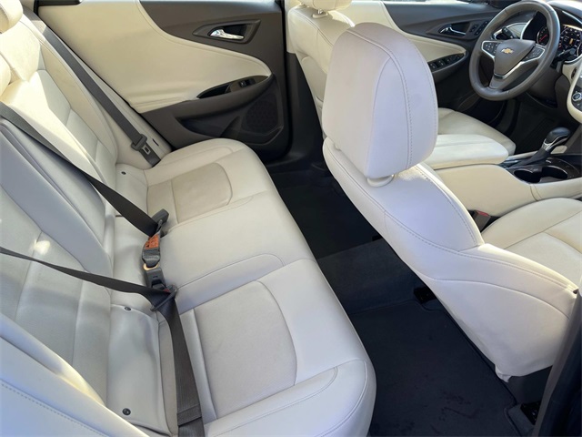 2024 Chevrolet Malibu Premier 2LT photo 19