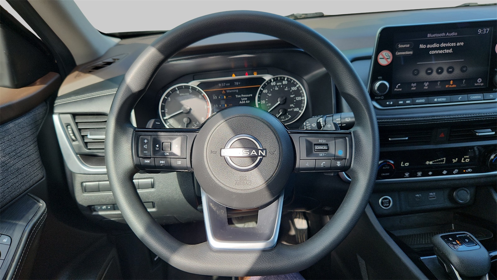 2023 Nissan Rogue SV photo 11