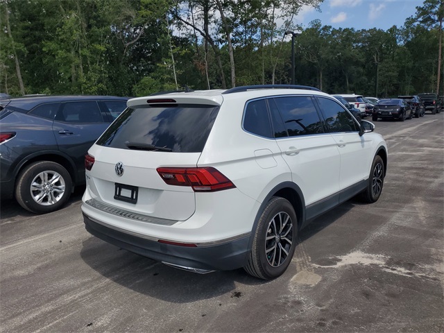 2021 Volkswagen Tiguan SE photo 2