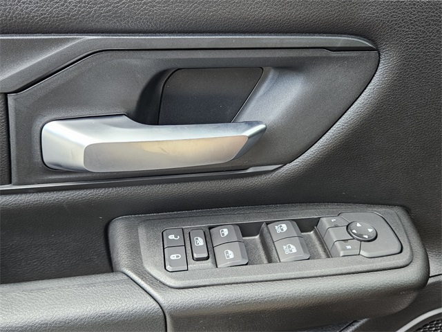 2025 Ram 1500 Tradesman photo 30