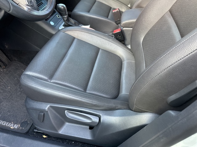 2017 Volkswagen Tiguan S Limited photo 3