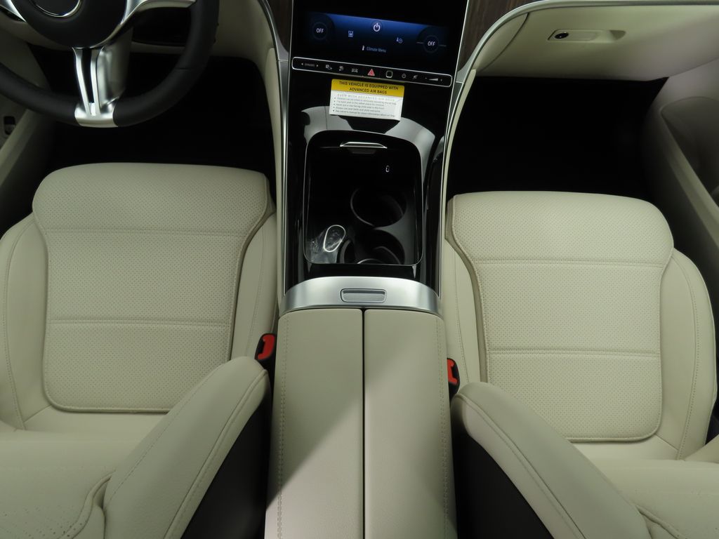 2026 Mercedes Benz GLC 350e 4MATIC photo 15