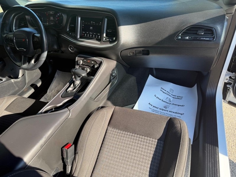 2020 Dodge Challenger SXT AWD photo 13