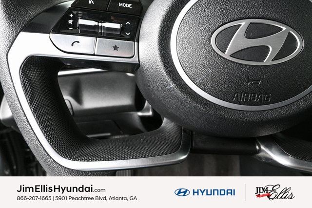 2024 Hyundai Elantra SE photo 7