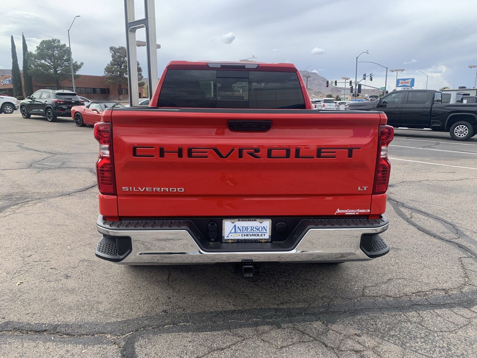 2023 Chevrolet Silverado 1500 LT photo 9