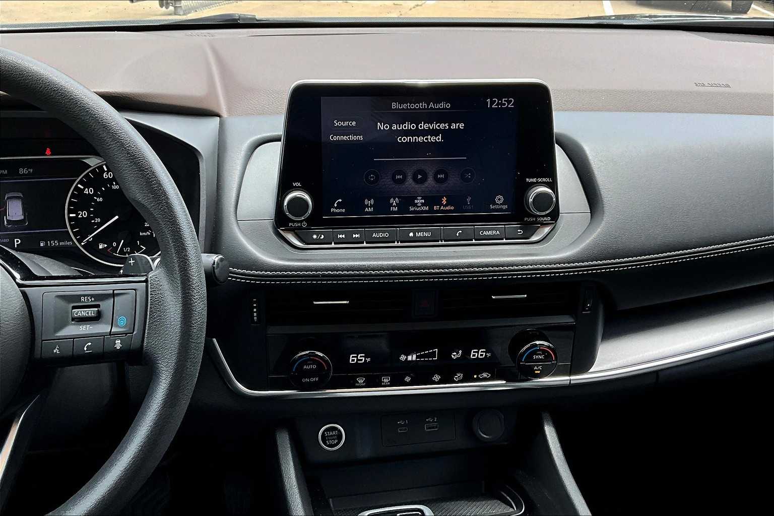 2023 Nissan Rogue SV photo 6