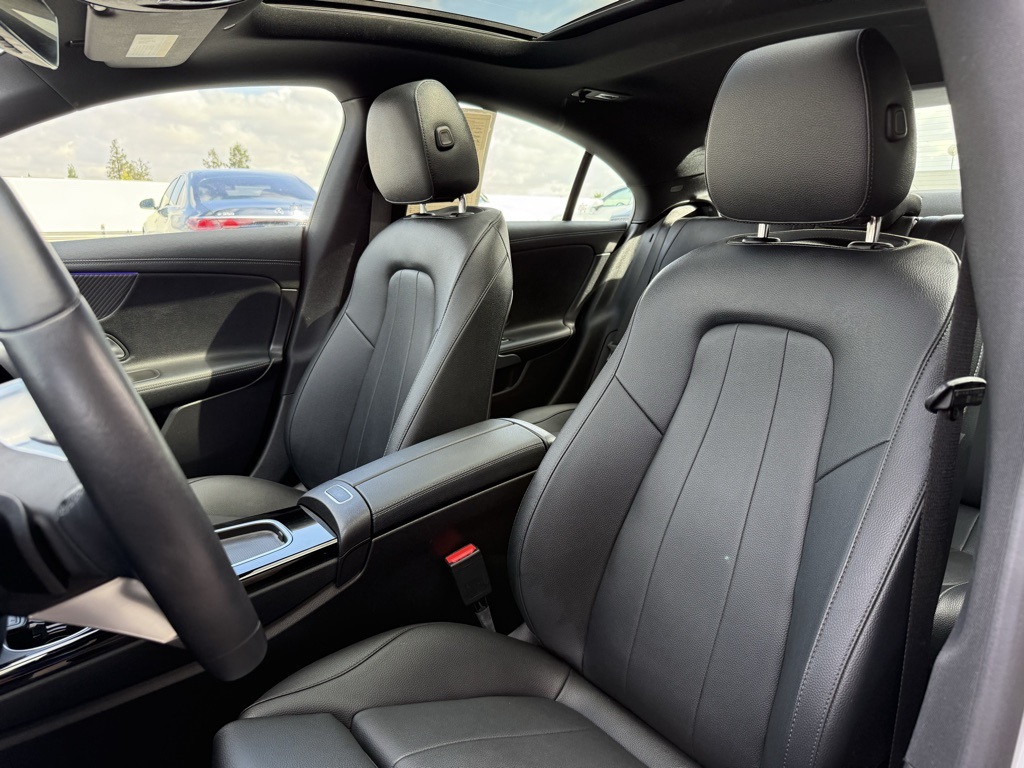 2025 Mercedes Benz CLA 250 4MATIC photo 4