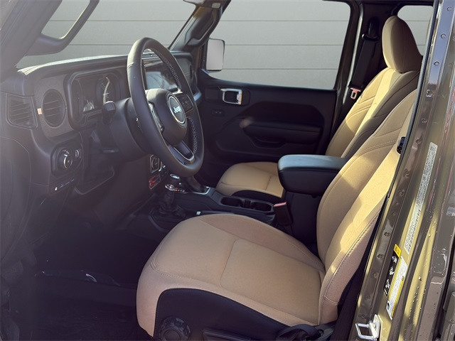 2025 Jeep Wrangler Willys 4xe photo 7