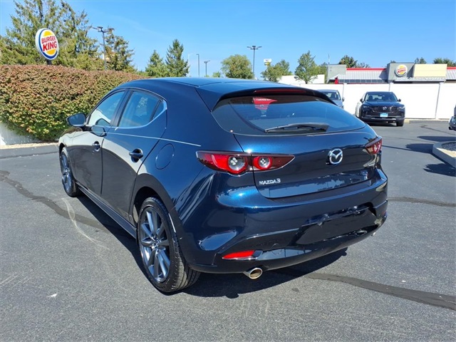 2020 Mazda Mazda3 Base photo 3