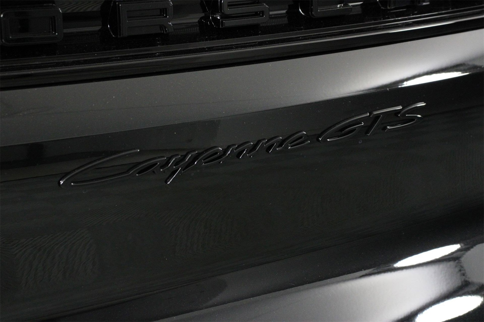 2026 Porsche Cayenne GTS photo 22