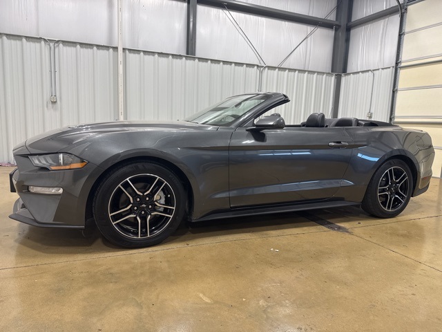 Used 2020 Ford Mustang EcoBoost Premium with VIN 1FATP8UHXL5146975 for sale in Carlyle, IL
