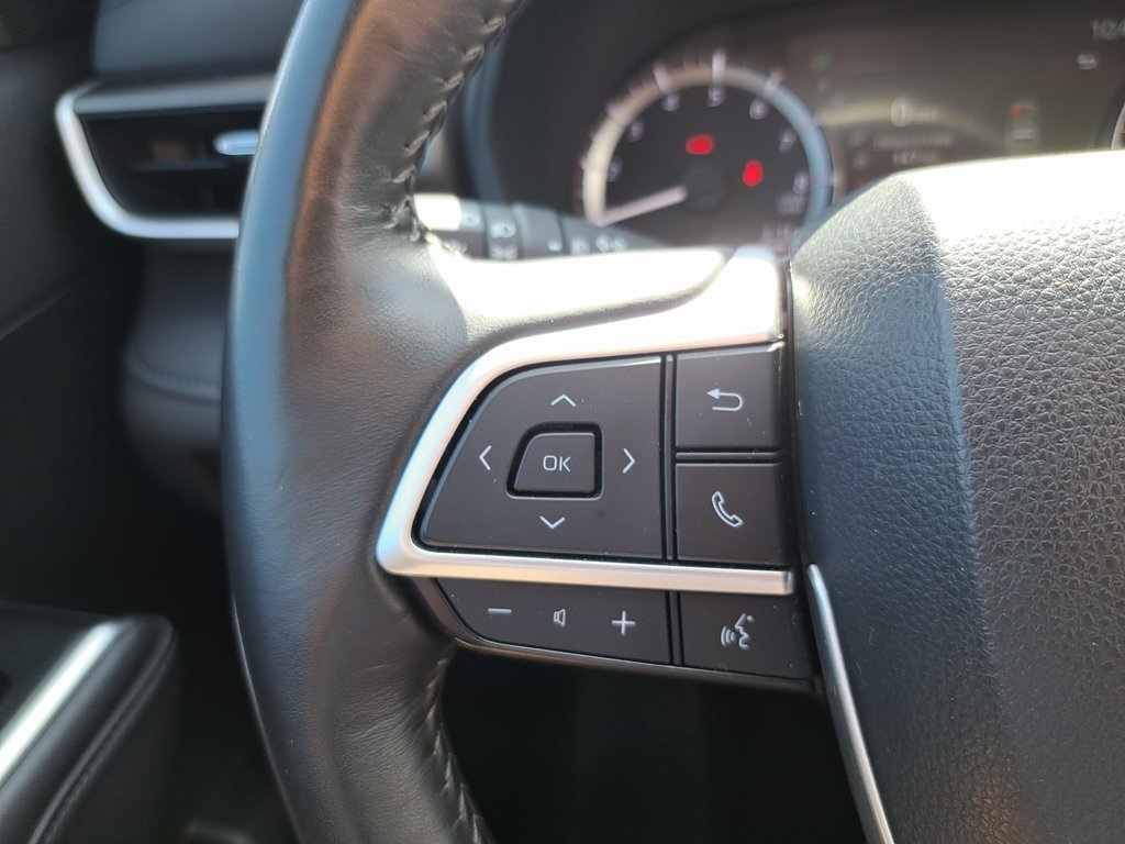 2023 Toyota Highlander LE photo 20